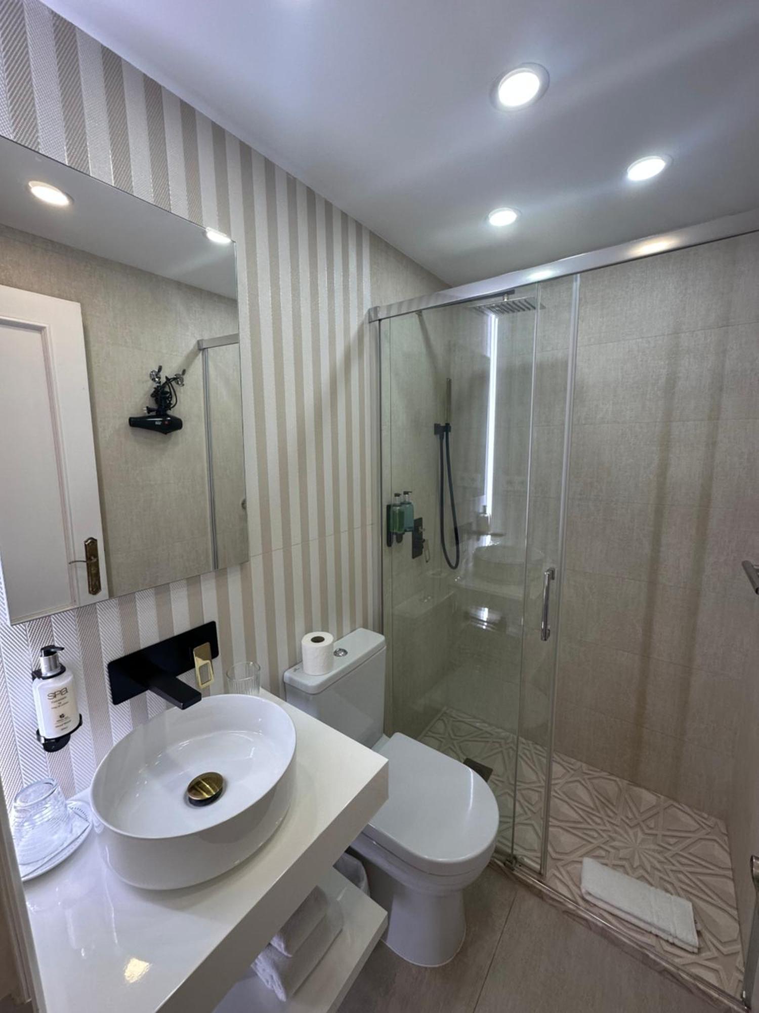 Chambre Simple avec Salle de Bains Privative